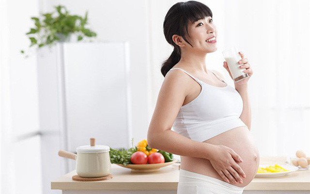 Nạp chất béo vào 3 tháng cuối của thai kỳ