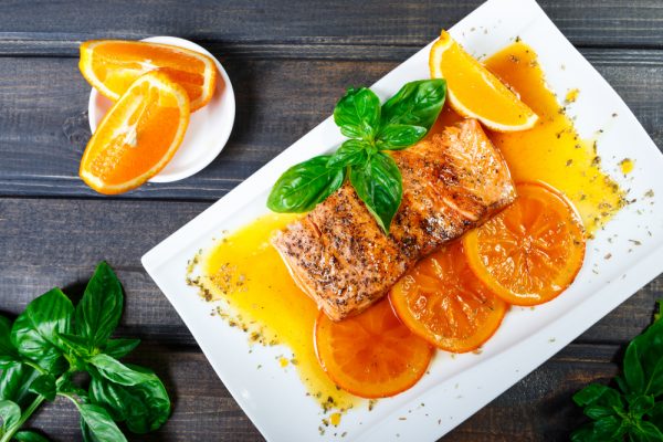 Cách làm cá hồi sốt cam