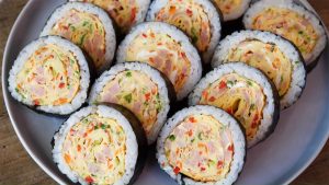 Khám phá nhiều cách làm kimbap thơm ngon tại nhà